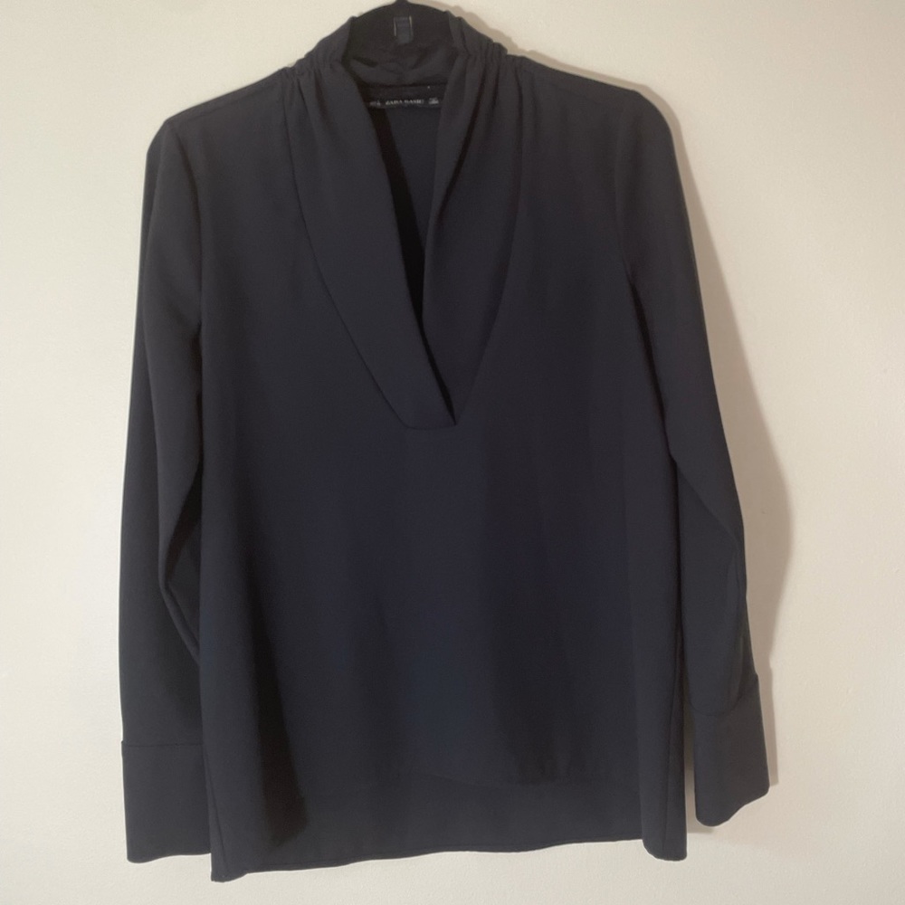 Zara black blouse / Size Small